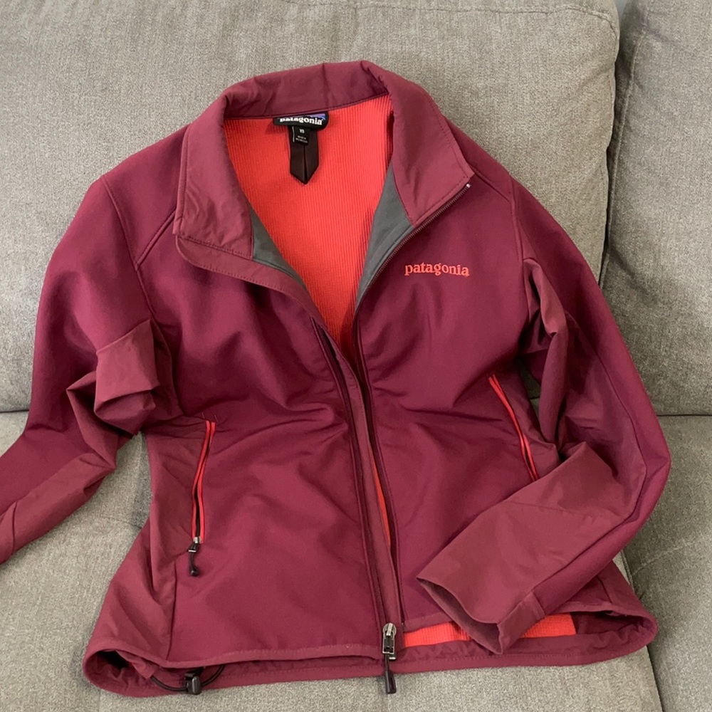 Patagonia windbreaker XS EUC